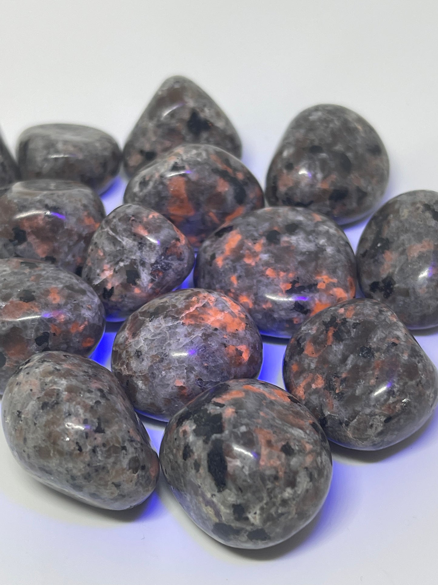 CRYSTAL TUMBLES